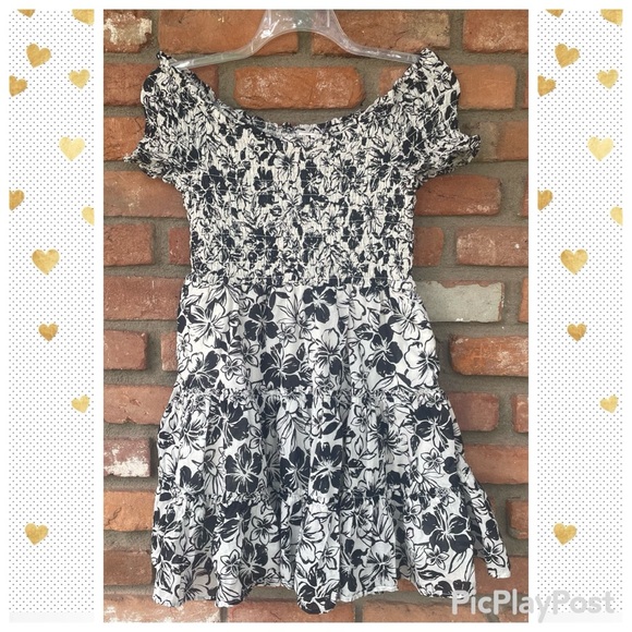 AE Outfitters Shoreline Smocked Floral Mini Dress Black/Cream Size Large - Picture 4 of 12